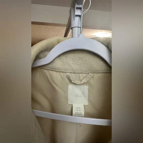 H&M Cream Button-Up Jacket - Picture 7 of 9